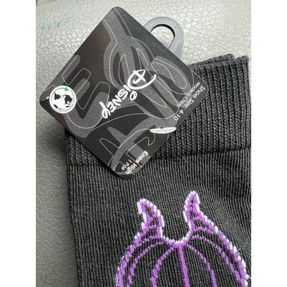 Disney Villains Maleficent Black Heart Women 4-10 Knee High Socks, 1-Pack - Picture 3 of 4